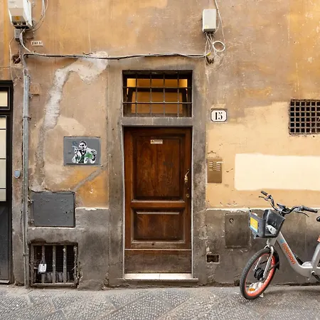 Keys Of Italy - Guantobilo 15 - Unexpensive 1 Bedroom Flat By The Uffizi * Floransa